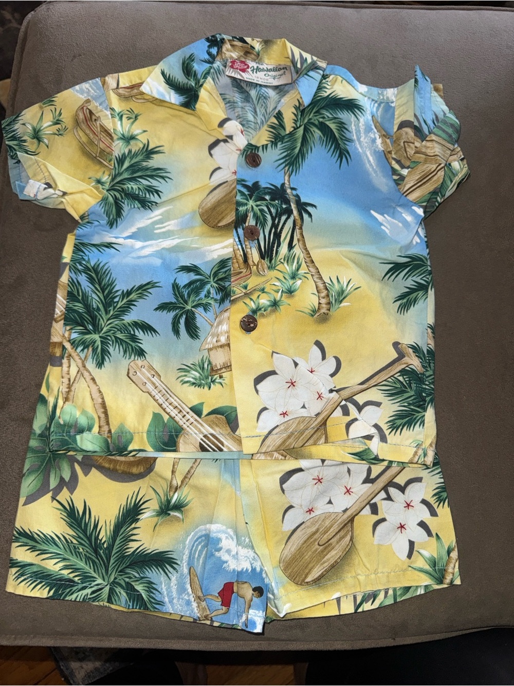 Hilo Hattie Yellow, Blue & Green Hawaiian Print Shirt